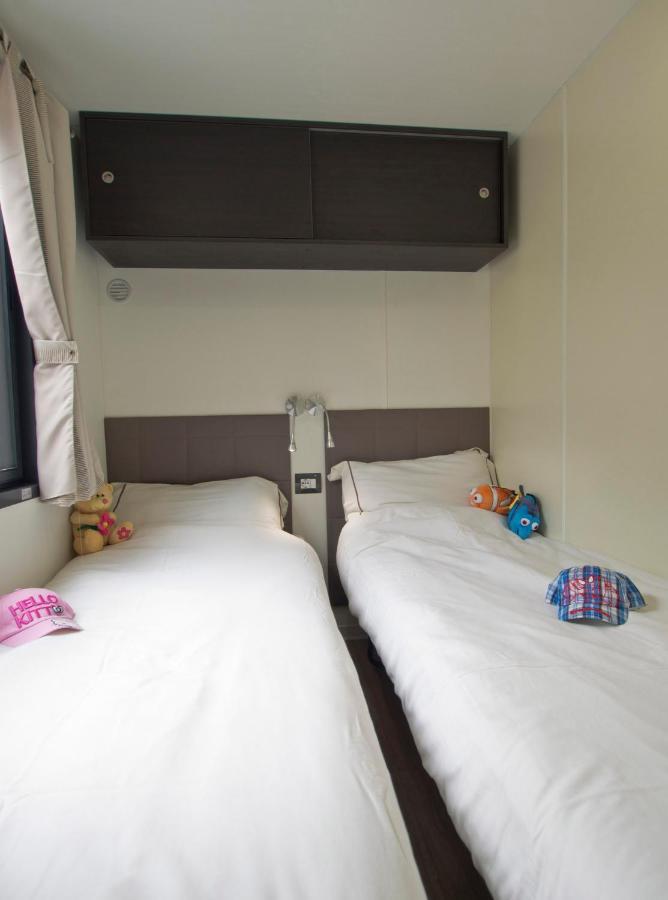 Mobile Homes Solaris Vacanceselect Sibenik Bagian luar foto