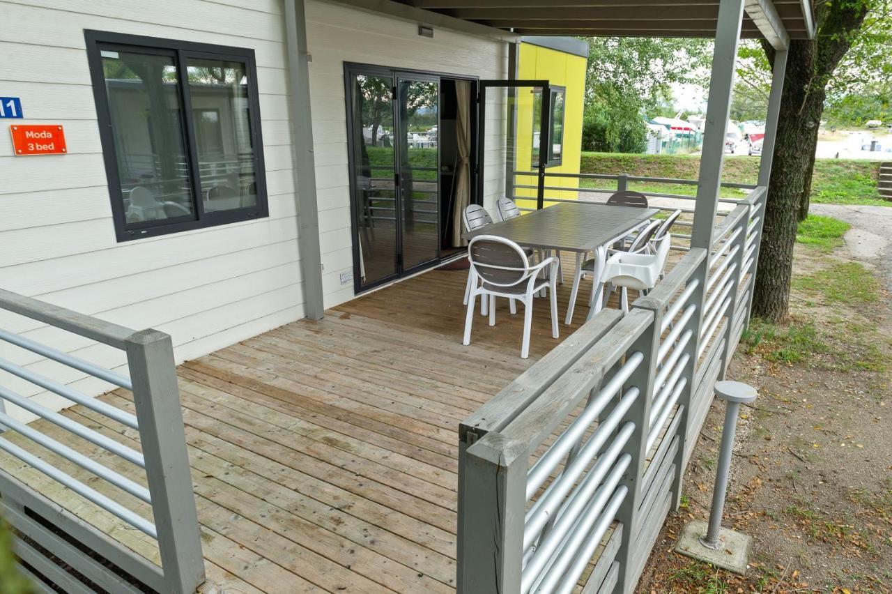 Mobile Homes Solaris Vacanceselect Sibenik Bagian luar foto