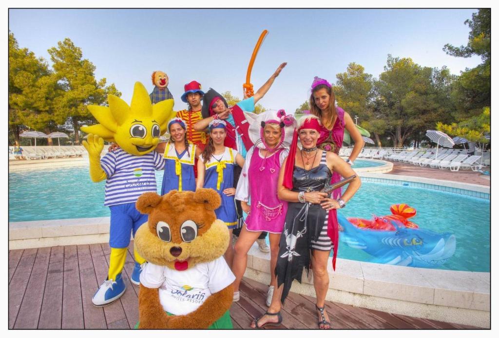 Mobile Homes Solaris Vacanceselect Sibenik Bagian luar foto