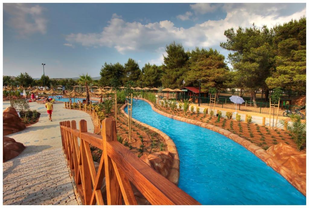 Mobile Homes Solaris Vacanceselect Sibenik Bagian luar foto