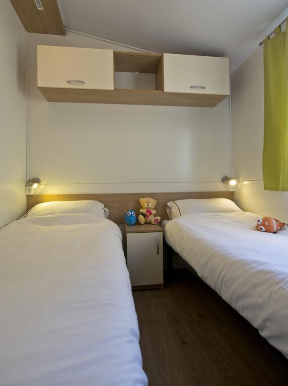 Mobile Homes Solaris Vacanceselect Sibenik Ruang foto